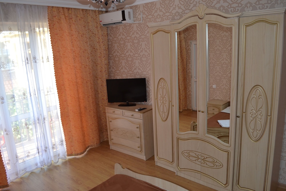 Alisa Guest House