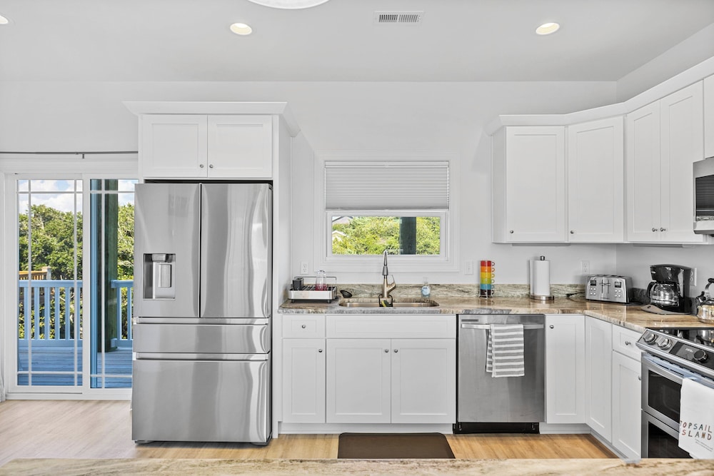 Across the Pond by Topsail Realty