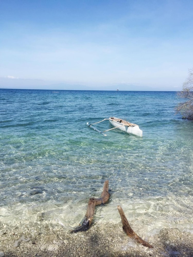Maleo Moyo Seaside Resort