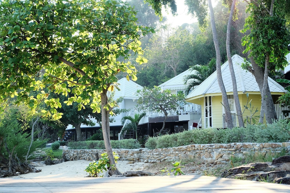 Nimmanoradee Resort