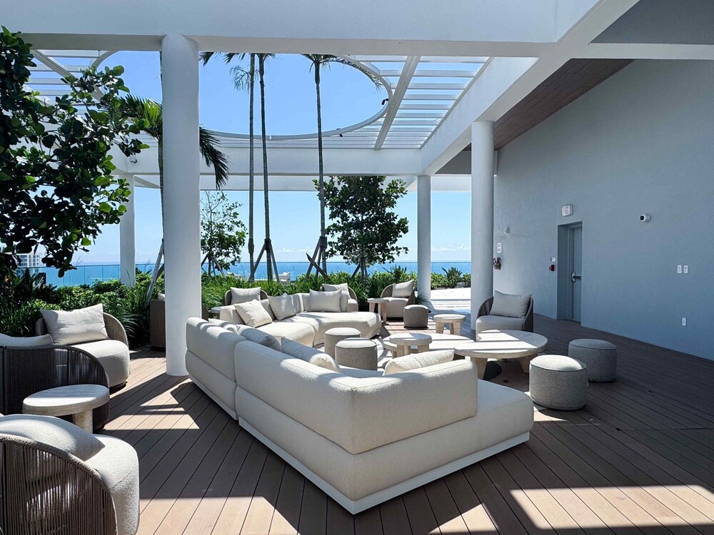 Luxury Condos Near Miami Beach
