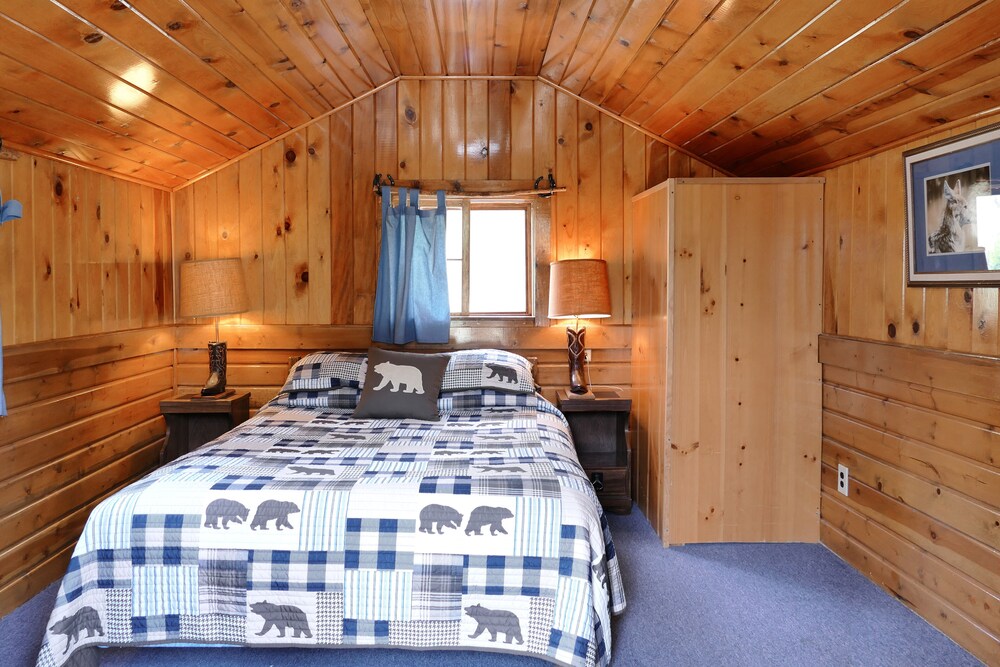 Creekside Lodge at Yellowstone