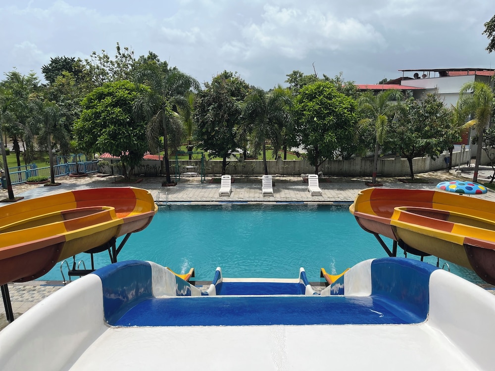 Rustic River Resort