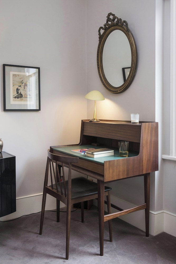 Leamington Road Villas II by Onefinestay