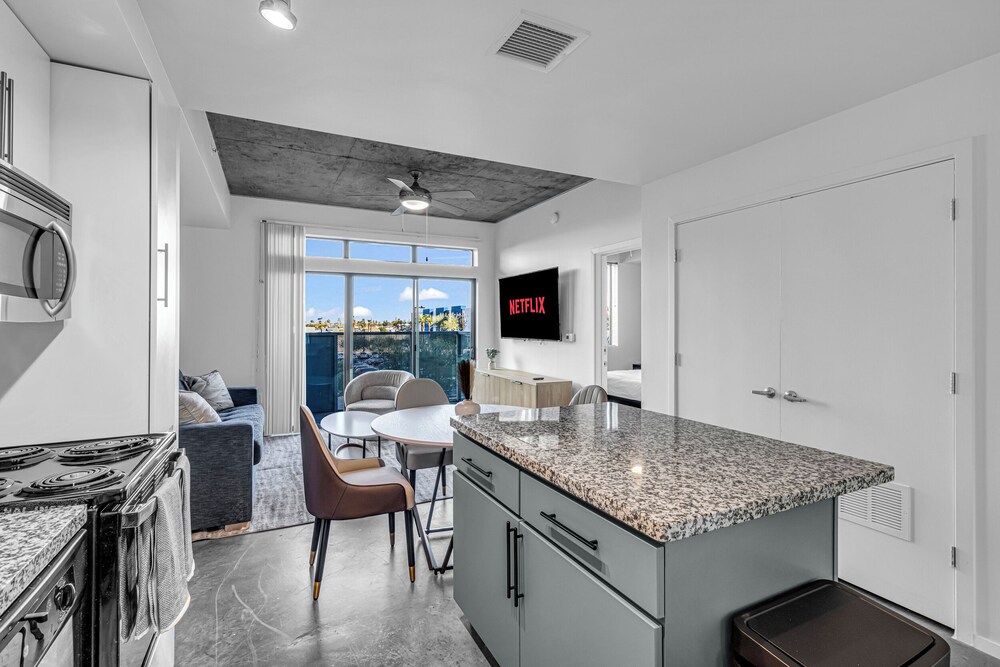 Phoenix Urban Luxury Escape