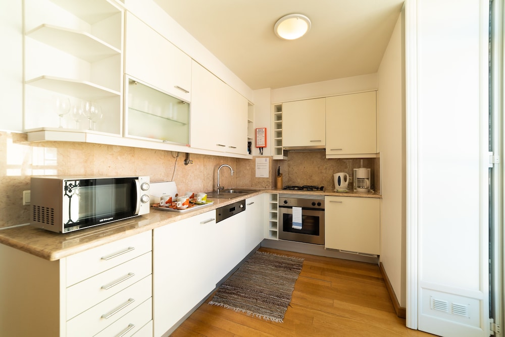 Chiado Apartments