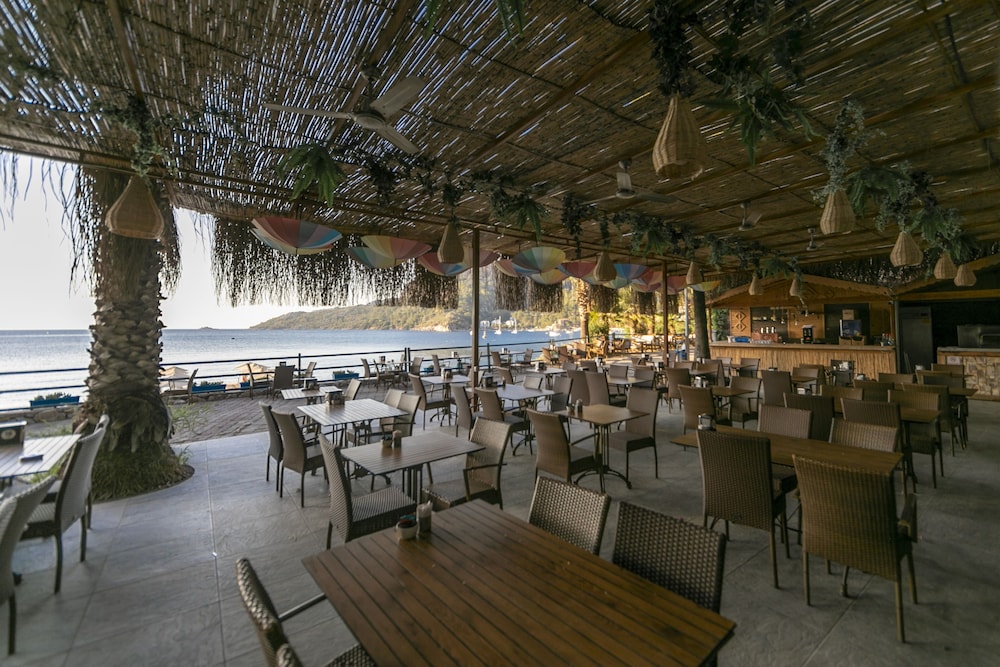 Mavi Deniz Otel - All Inclusive