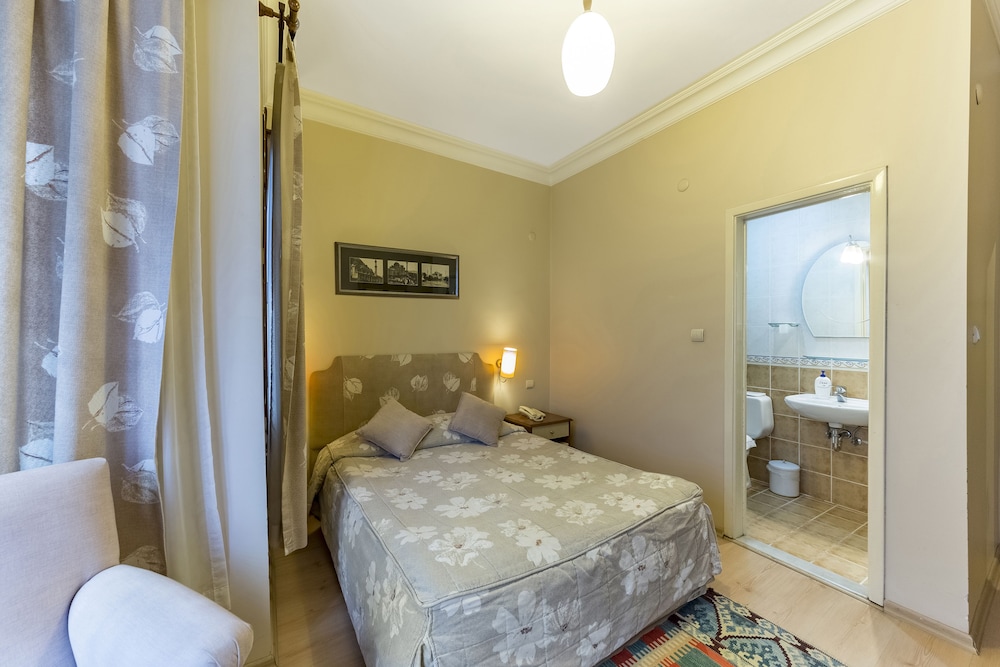 Fehmi Bey Otel - Image 32