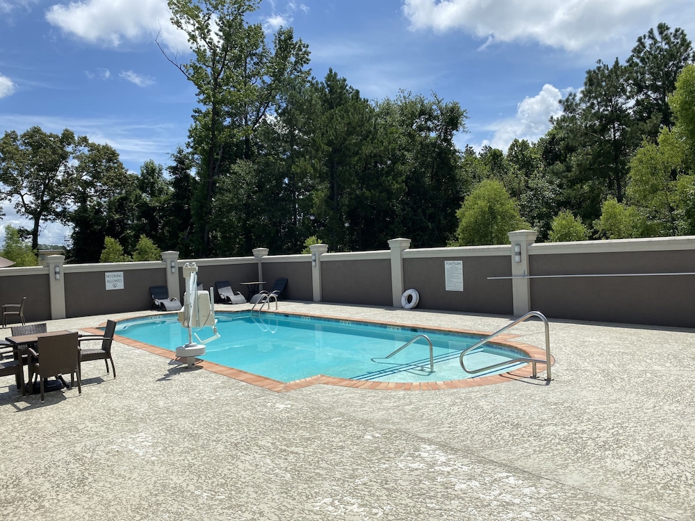 Holiday Inn Express Pineville-Alexandria Area, an IHG Hotel - Property Image 3