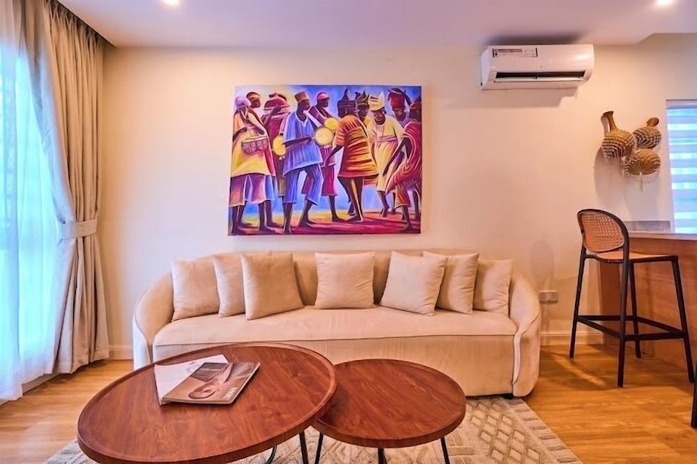 Hillview Apartments
