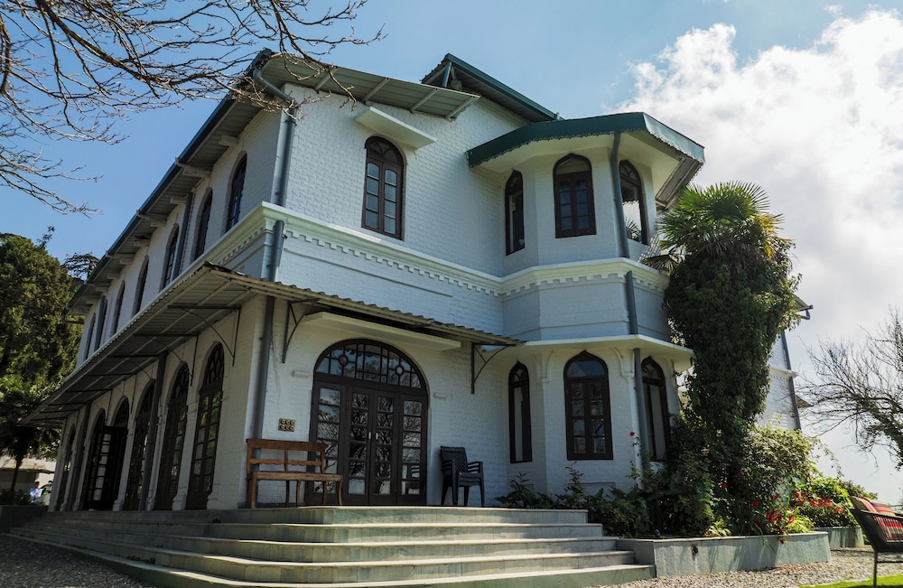 Amã Stays & Trails Terrance Hall , Mussoorie