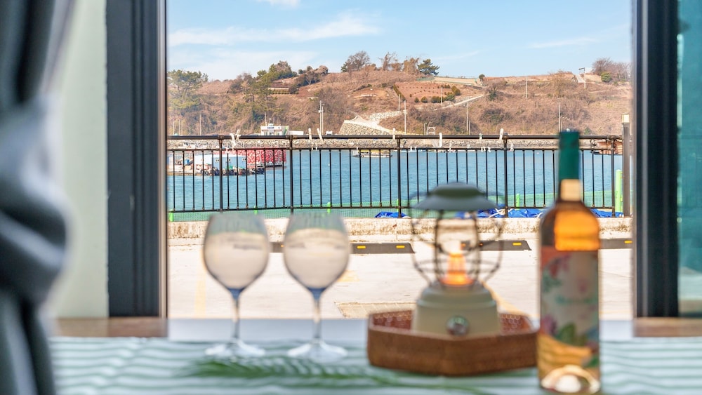 Yeosu Porrr Ocean View Pension