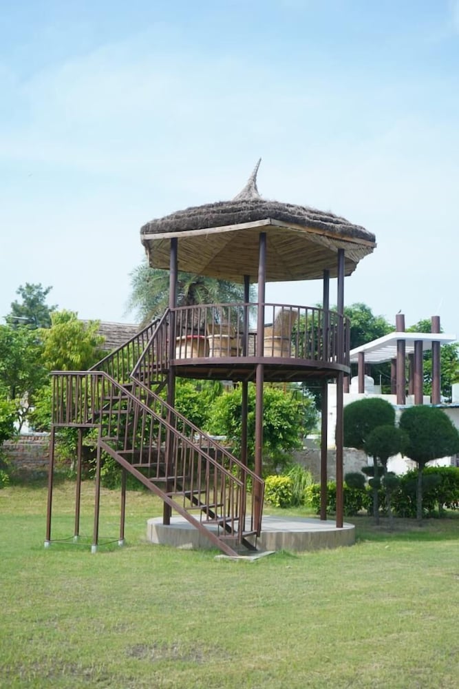 samalia agro resort vrindavan