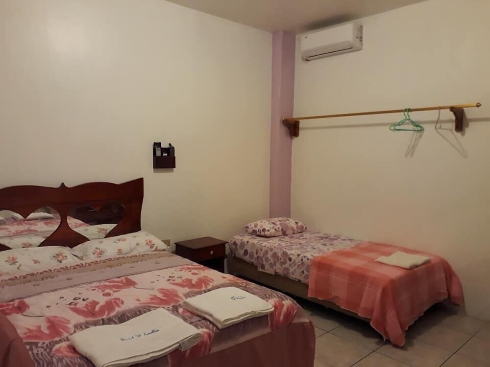 Hostal D Estrellita view 5
