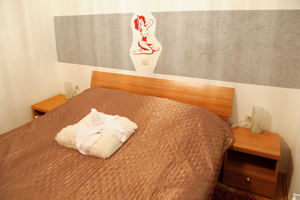 Apartments Olimian