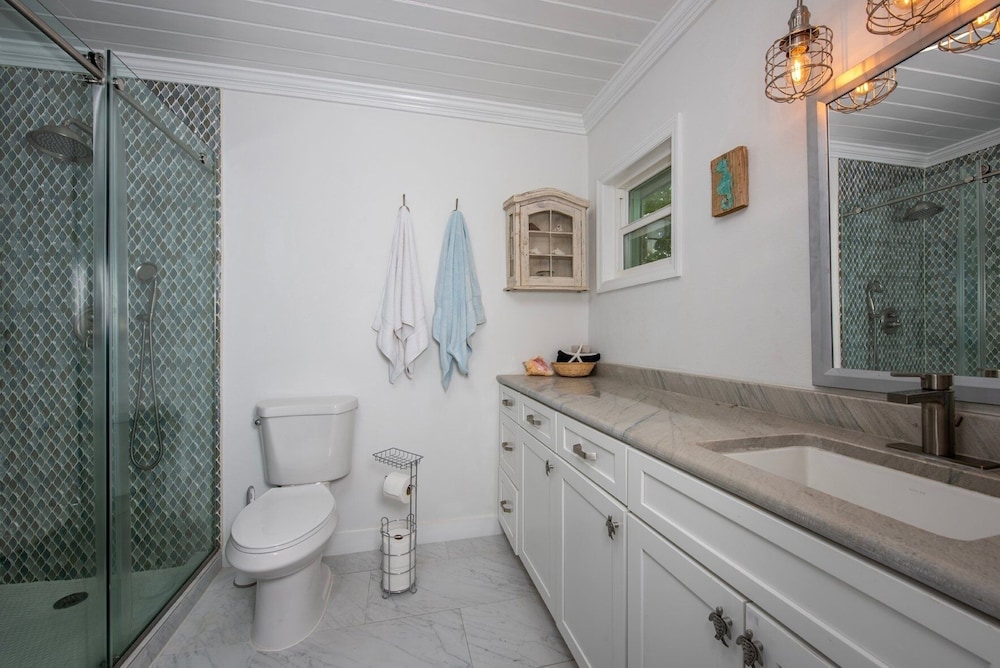Ware-a-dise - Newly Remodeled Home On Calm Caribbean 3 Bedroom Home