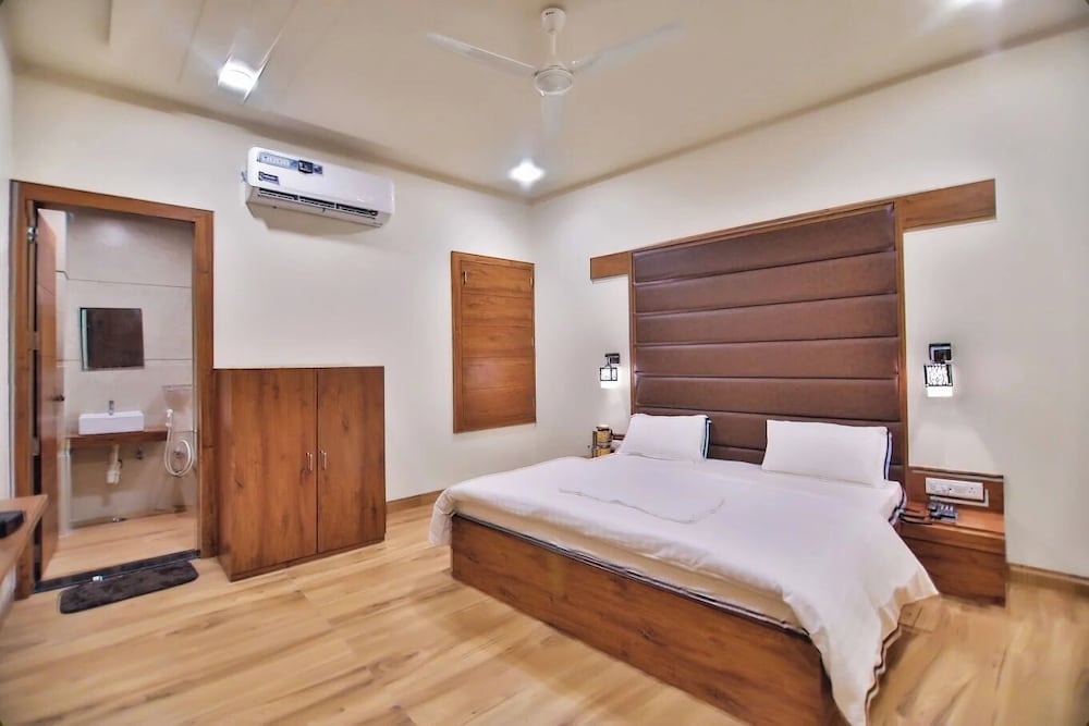 Shyam Inn