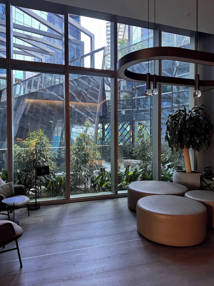 Luxury 2-bedroom Apartment in the Heart of Melbourne