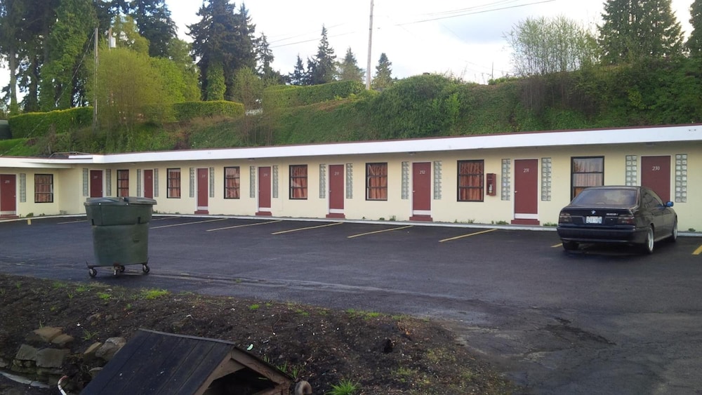 Holiday Lodge