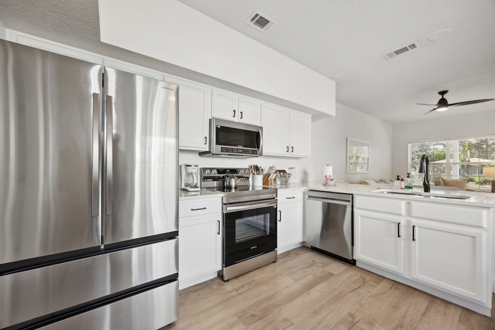 322 S. 5th Street Unit A 3 Bedroom Townhouse