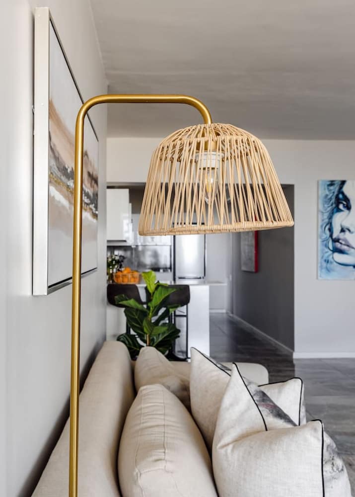 Sea-facing Apartment at Adelphi Galleria Seapoint