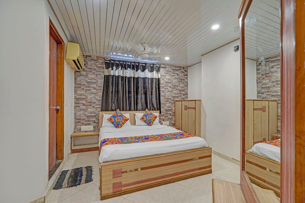 Fabhotel Liberty