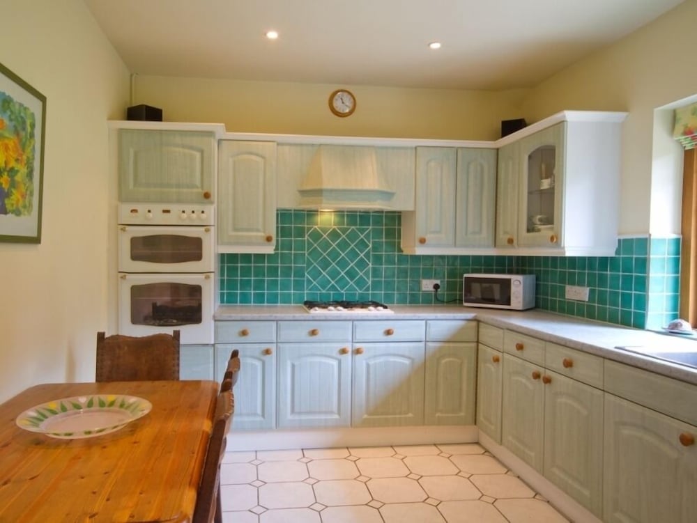 Cottage at Friston Down view 5