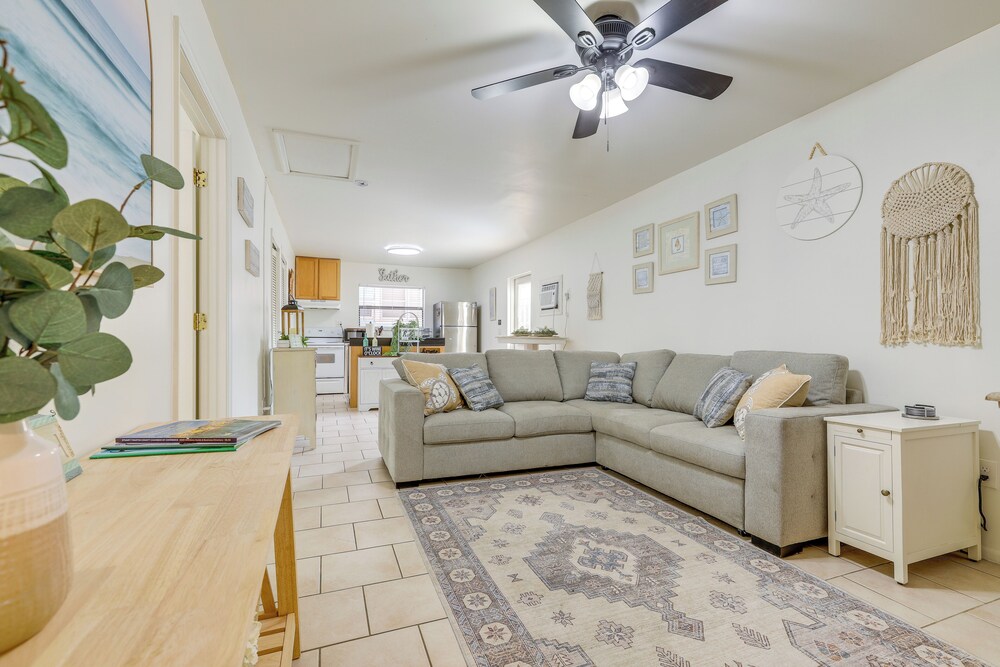 1 Block to Dtwn! Walkable Stay in Stuart
