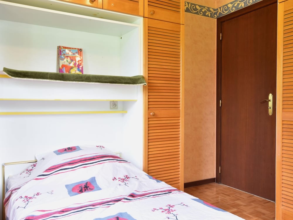 Family Home Close to the Beach view 4