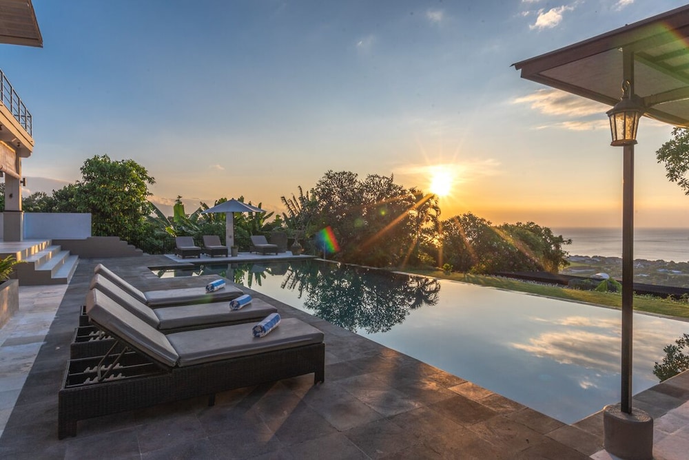 Villa Puri Soka - Apartment 1 Upstair view 4