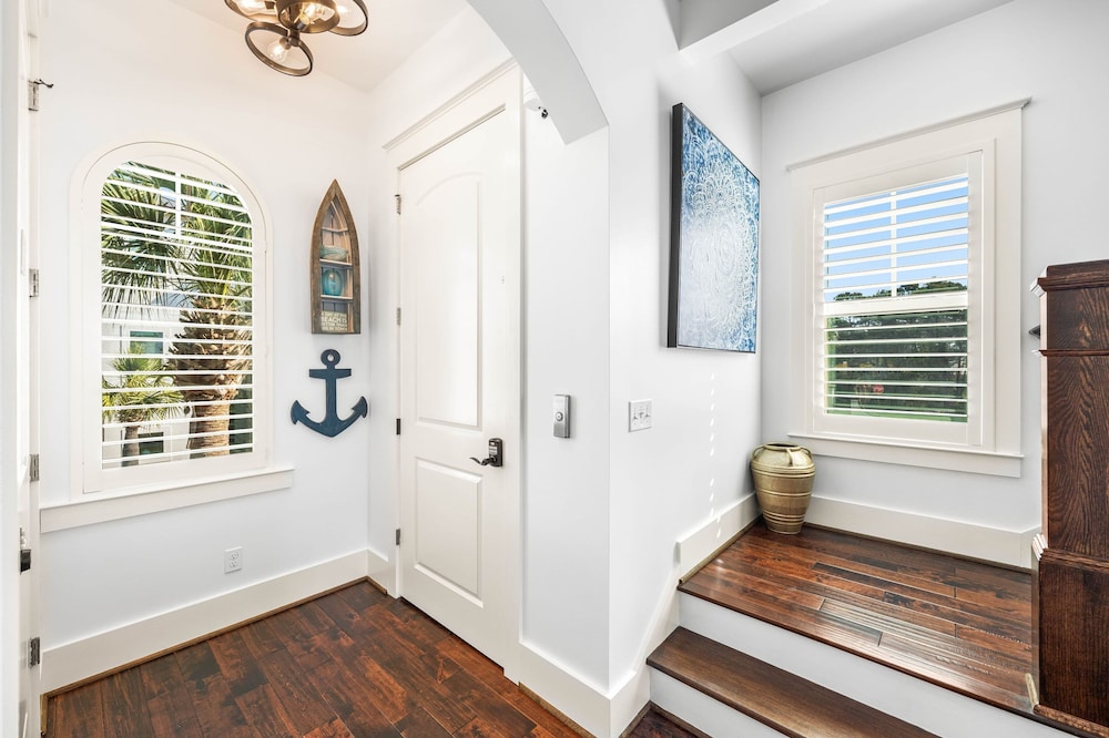 Modern Stay Near 30A w Pool Balcony Golf Cart Rental 30A Sunset Cove