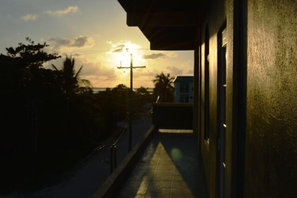 Sea Pearl Vacation Suites