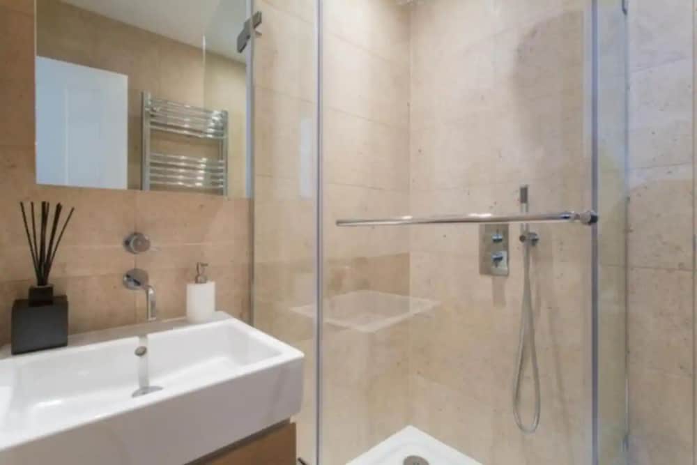 Luxury Mayfair 2 Bedroom Apartment