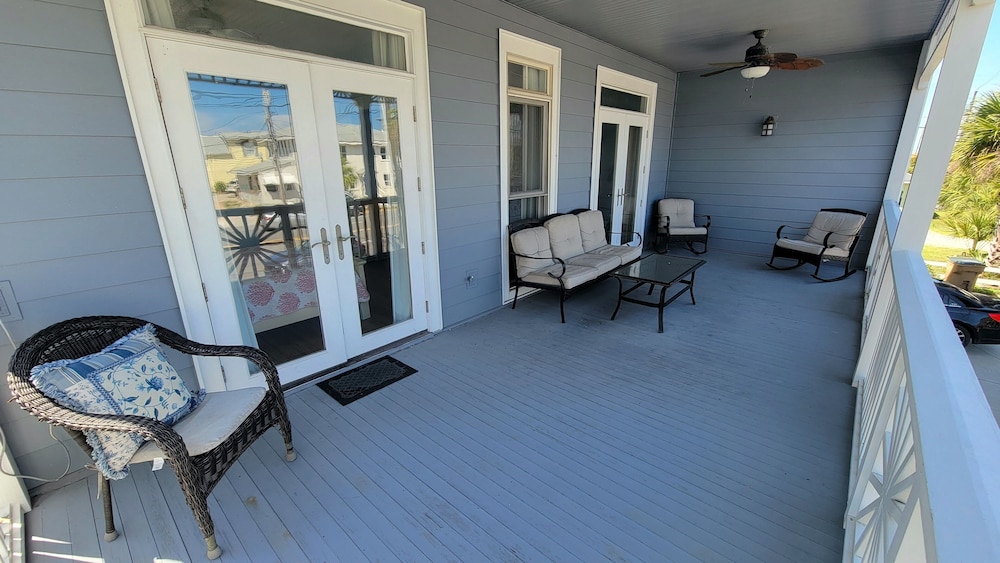 203 Butler Avenue by Tybee Vacation Rentals