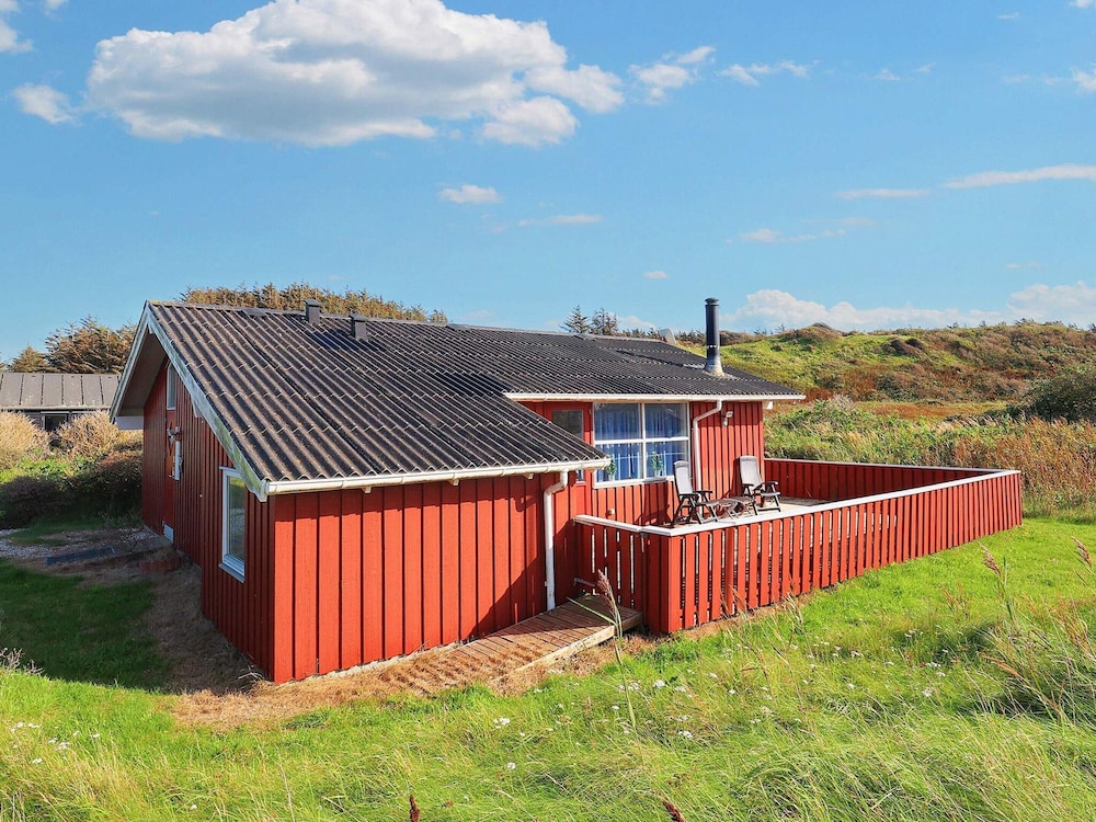 6 Person Holiday Home in Hjorring