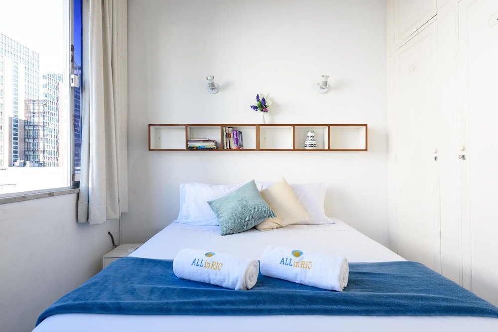 Comfort in Ipanema 2 Blocks From the Beach Vp604 view 2
