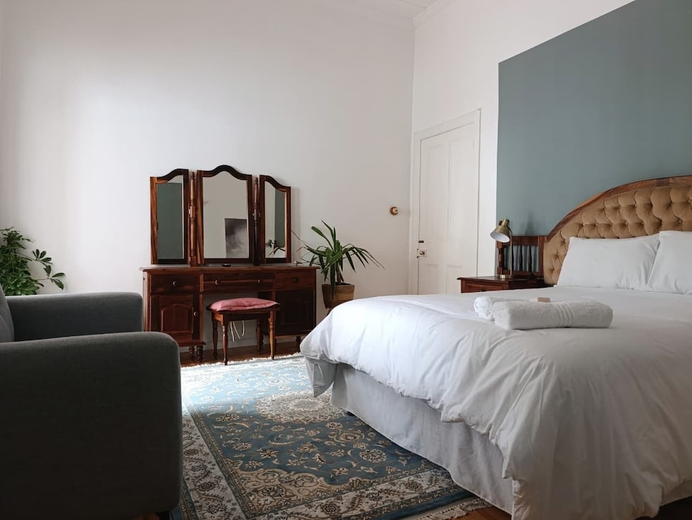 Guinea Fowl Lodge