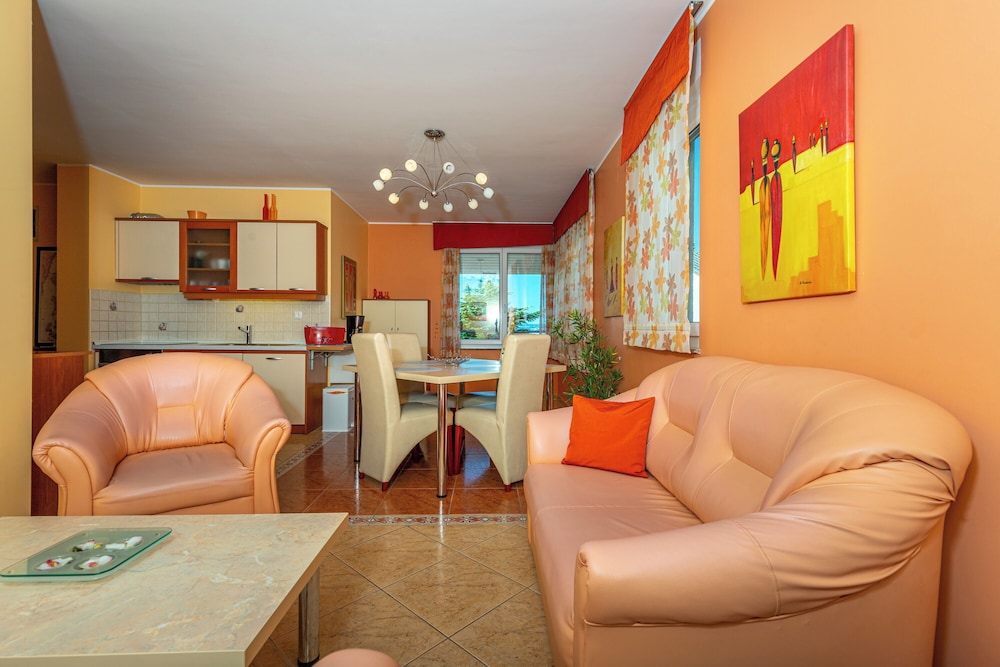 Apartman Mira