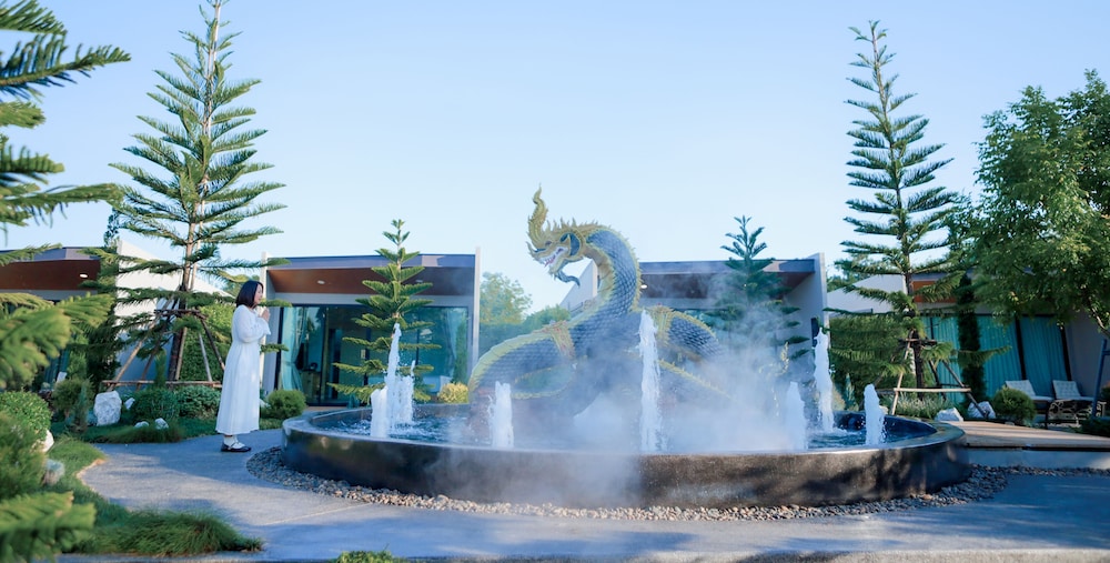 Anantara Pura Resort