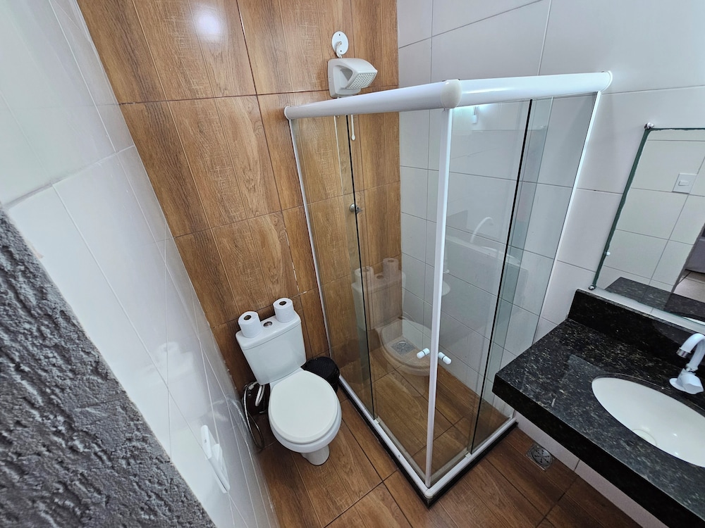 Alice Suites