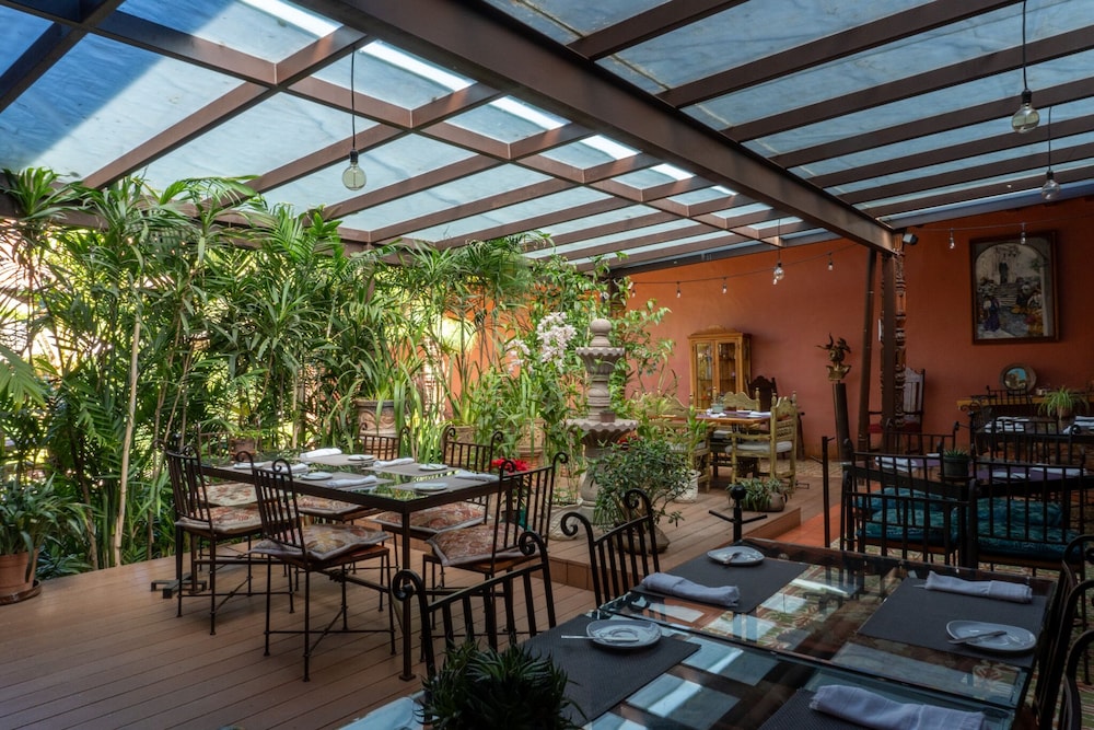 LA CASA B & B