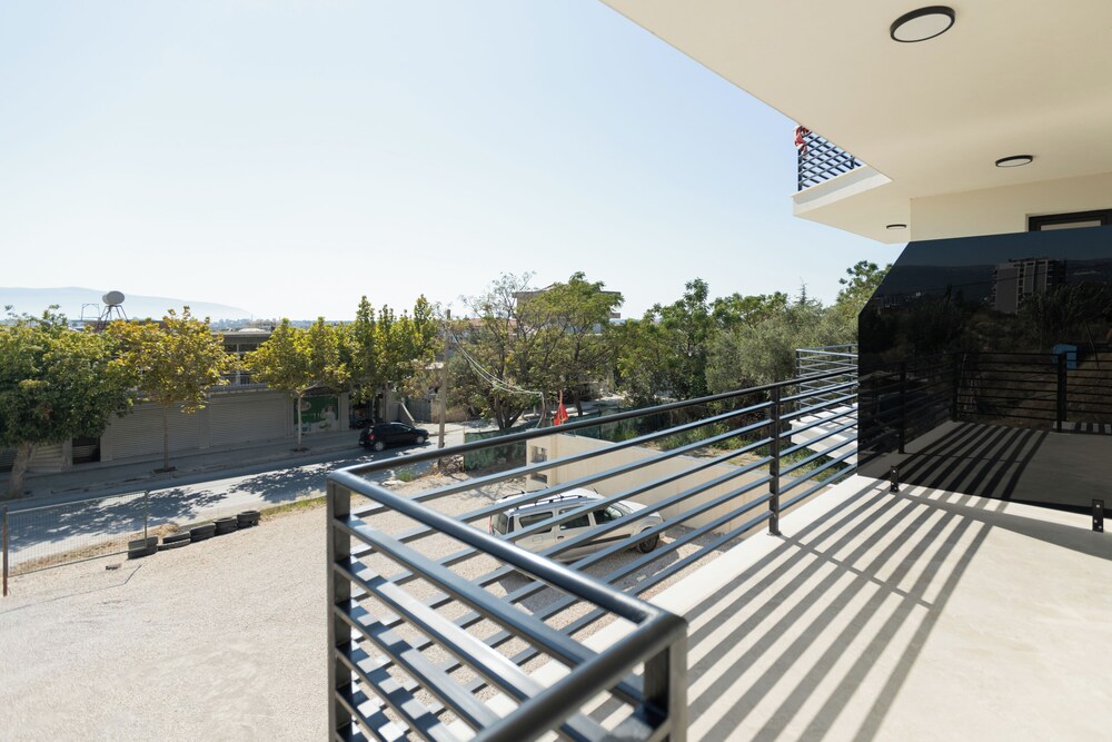 Zani's Villa