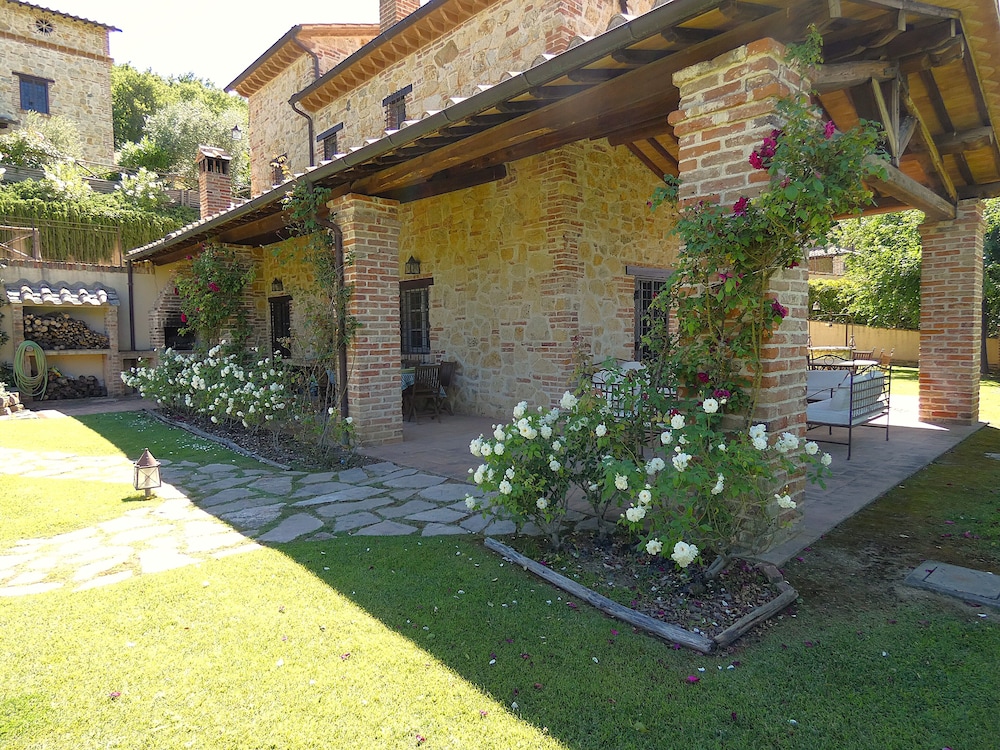 I Escape to Umbria, Quiet