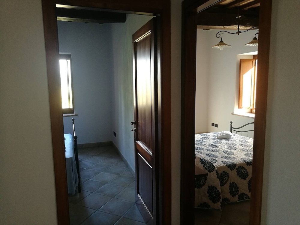 Photo 32