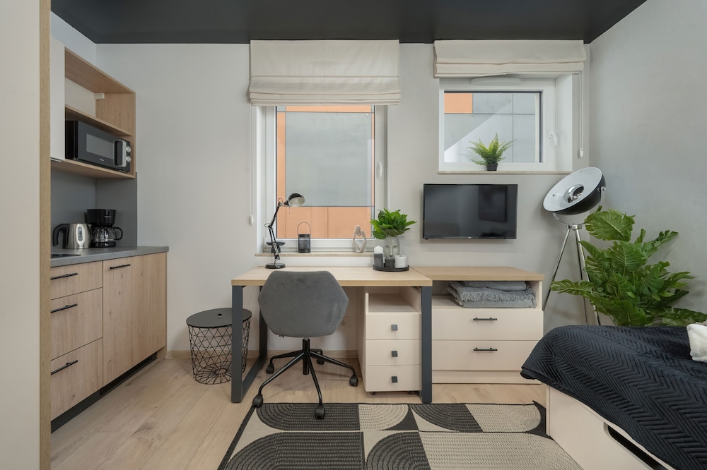 Trendy Studios Wroclaw Center by Renters view 4