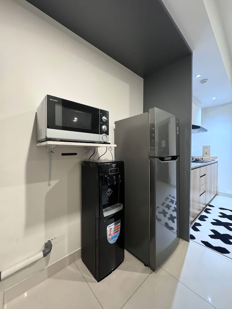 Staycation Jakarta Kensington Royal
