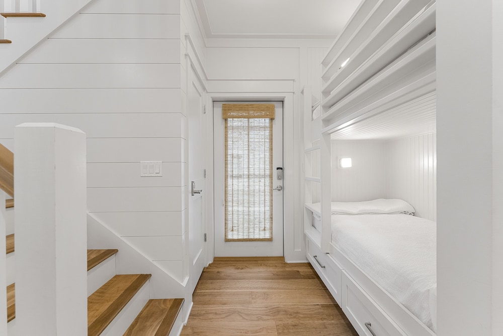 Magnolia Cottages by the Sea by Panhandle Getaways