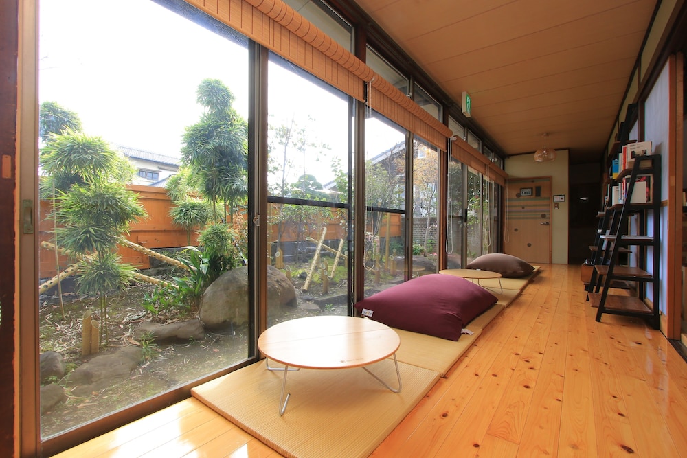 Guesthouse Tsuki ga Kirei desu ne