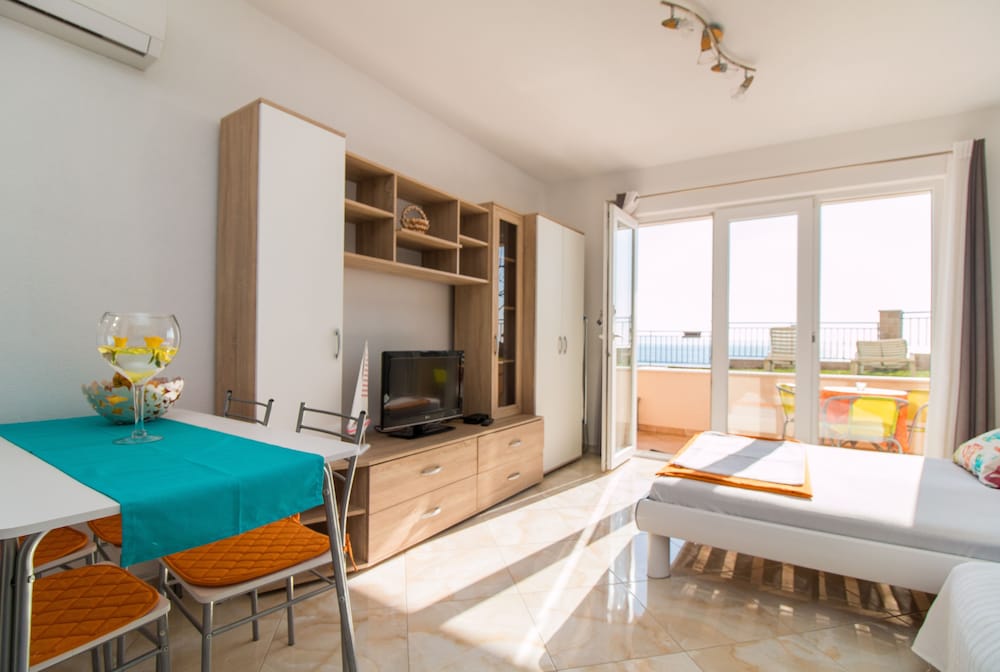 Apartments Rakuljic