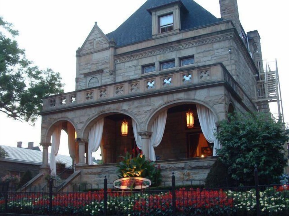 Boggs Mansion